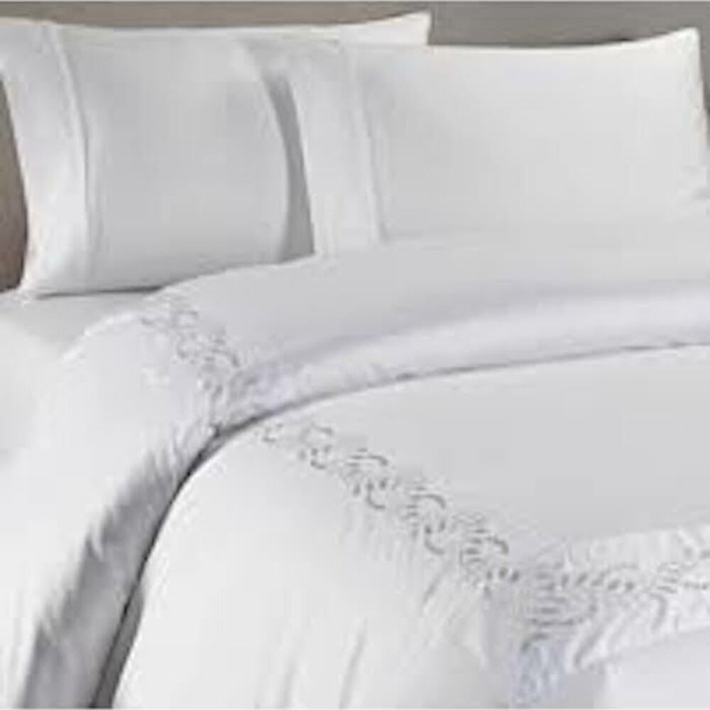 3 Pc Set Christy Richmond Embroidered Floral Queen Duvet Cover